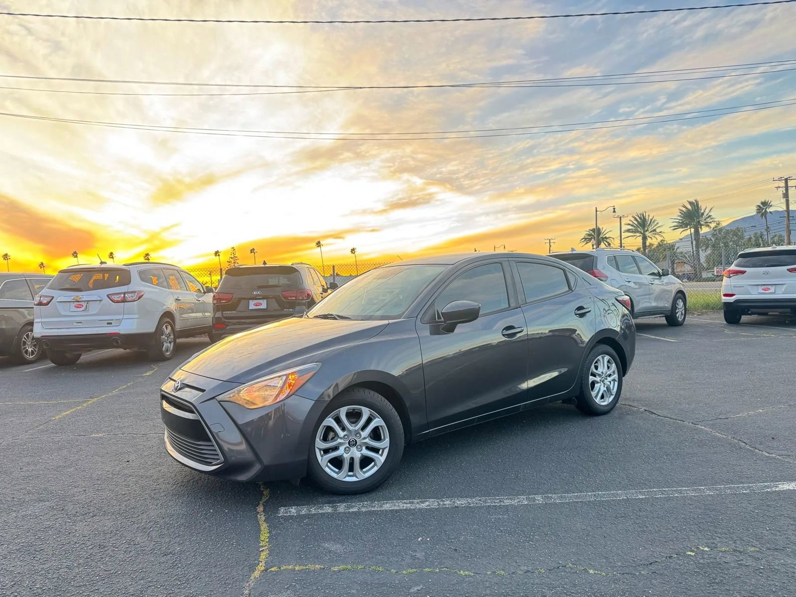 Used 2017 Toyota Yaris iA image 2