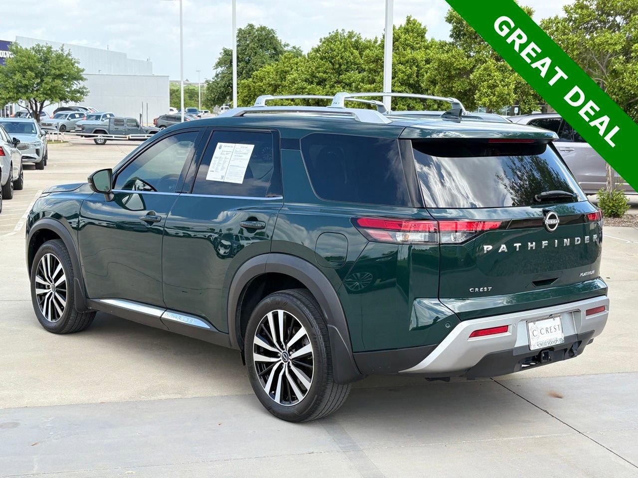 Used 2024 Nissan Pathfinder Platinum w/ Cargo Package image 6