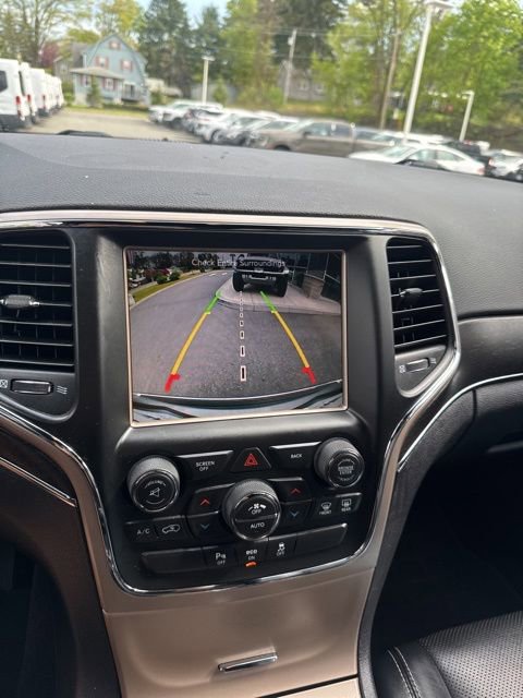 Used 2015 Jeep Grand Cherokee Limited w/ Luxury Group II AWD/4WD image 29