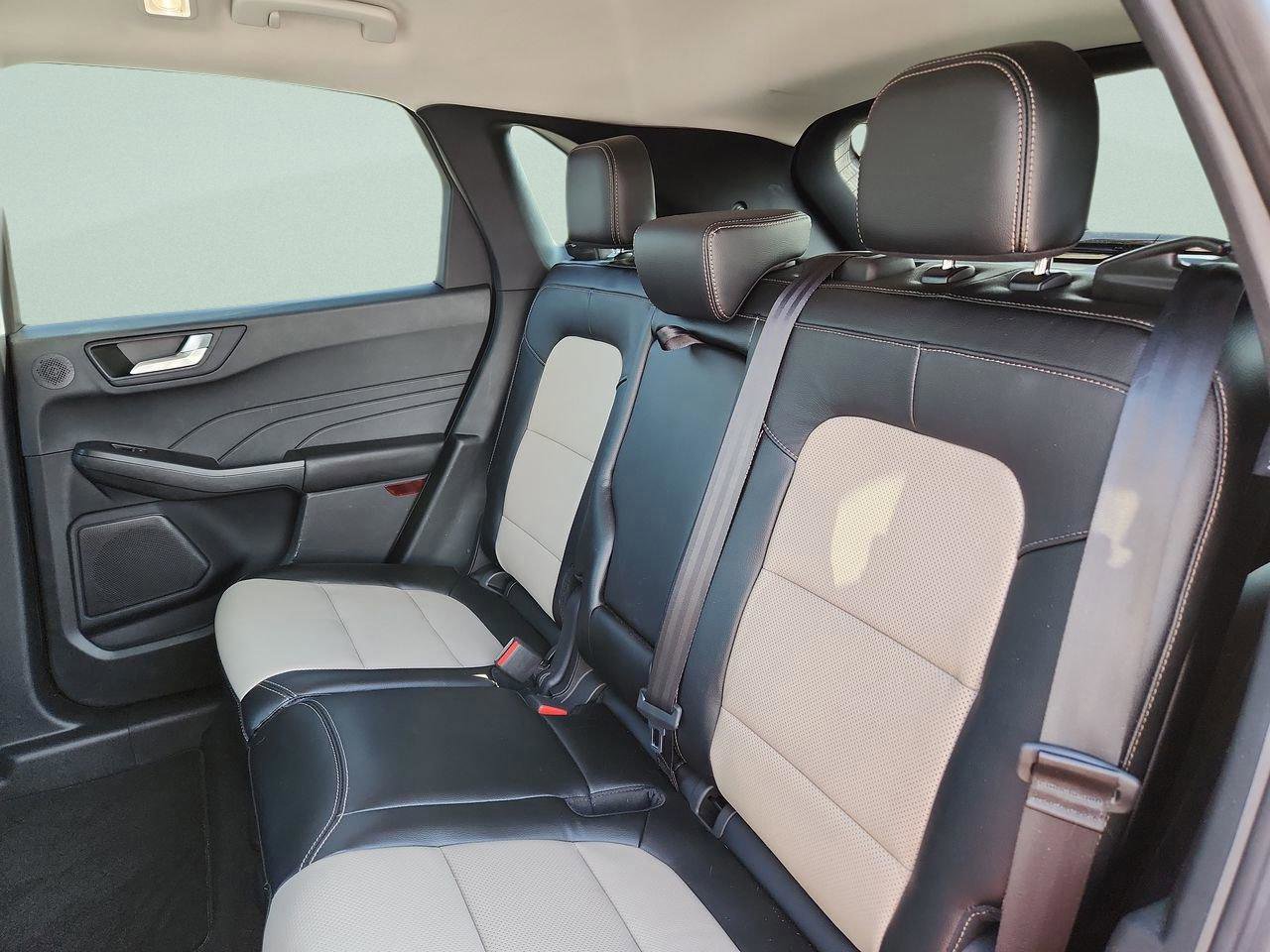 Used 2022 Ford Escape Titanium w/ Titanium Premium Package image 12