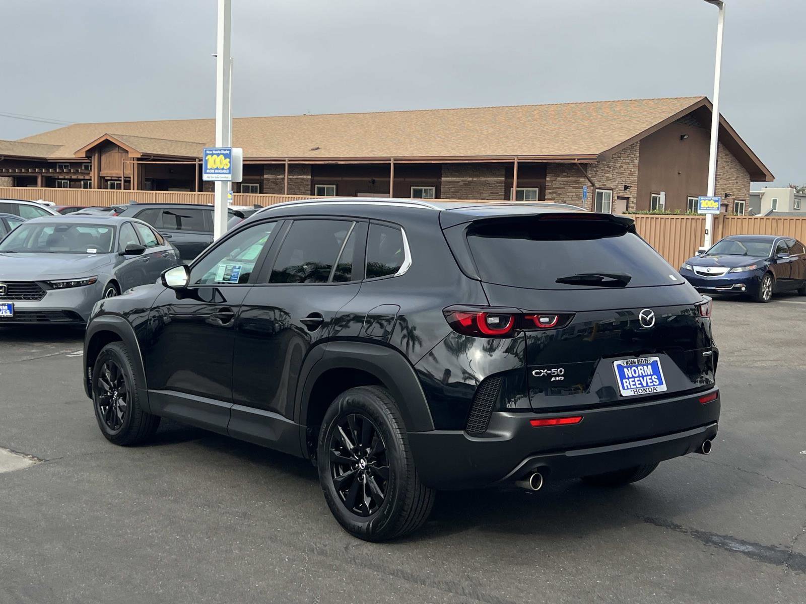 Used 2025 MAZDA CX-50 AWD 2.5 S w/ Preferred Package image 3