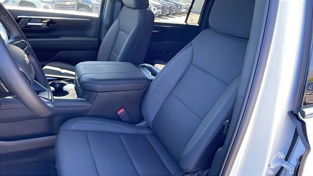 New 2026 Chevrolet Suburban LS w/ LPO, Dark Essentials Package RWD image 11