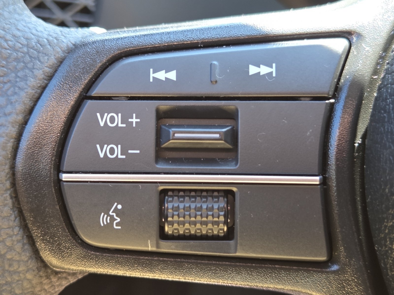 Certified 2025 Honda Accord SE image 12