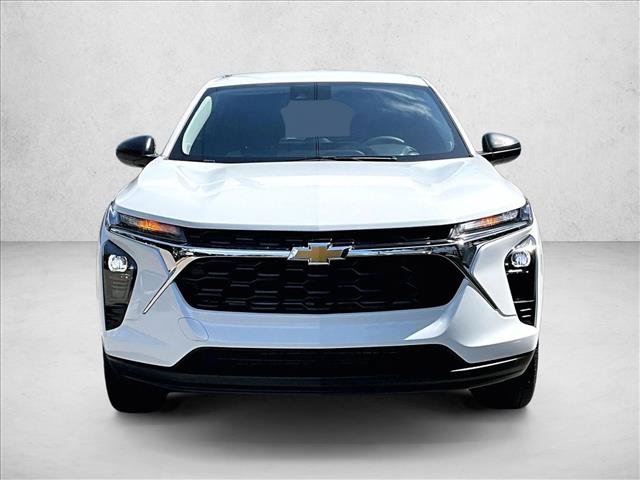 Used 2024 Chevrolet Trax LS w/ Driver Confidence Package FWD video 3