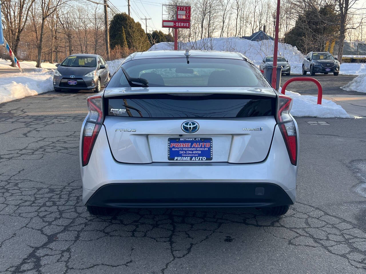 Used 2016 Toyota Prius Two image 5