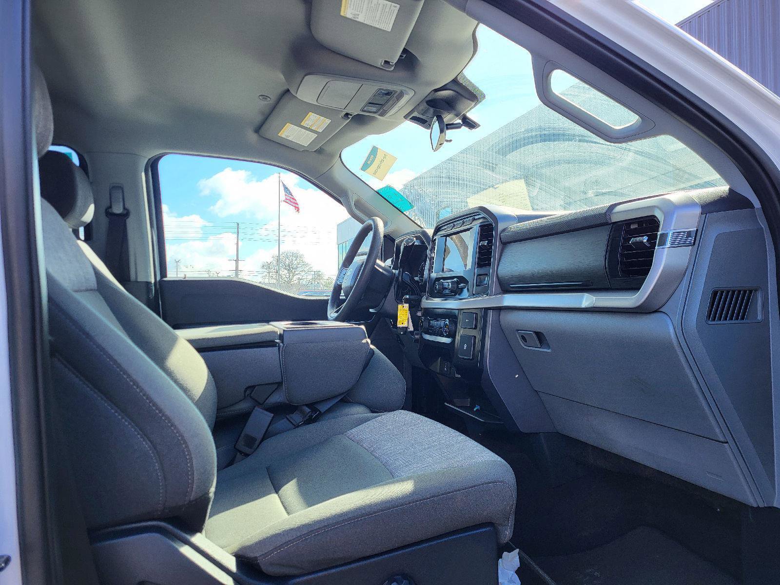 Used 2023 Ford F150 XLT w/ FX4 Off-Road Package image 10