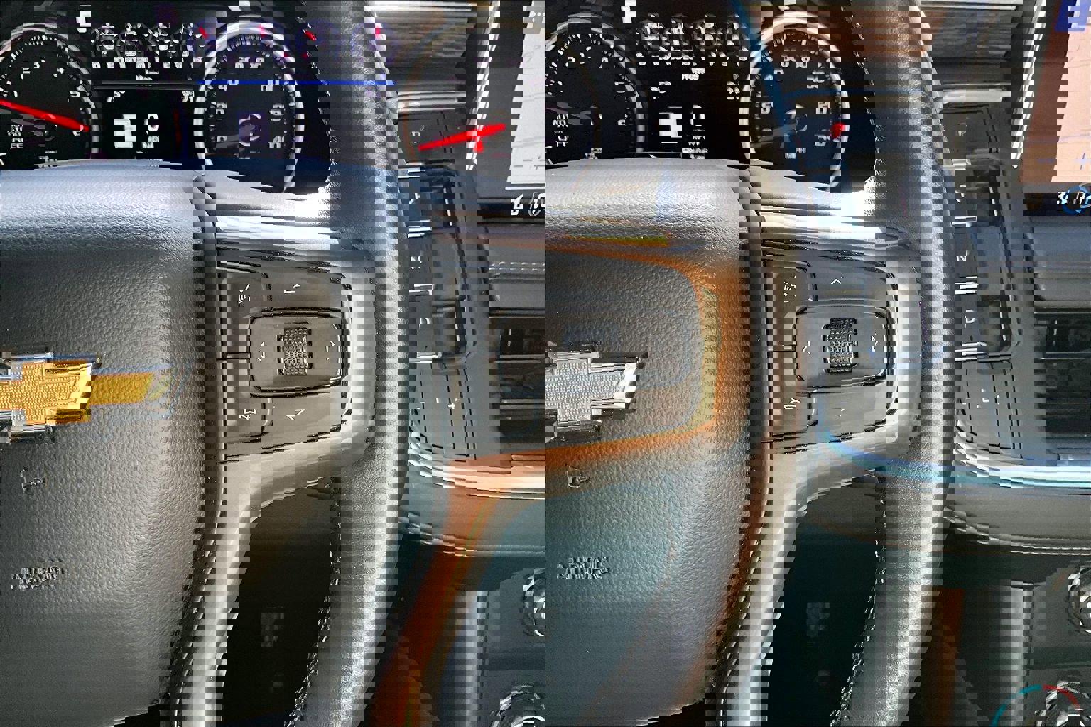 Used 2021 Chevrolet Suburban High Country image 22