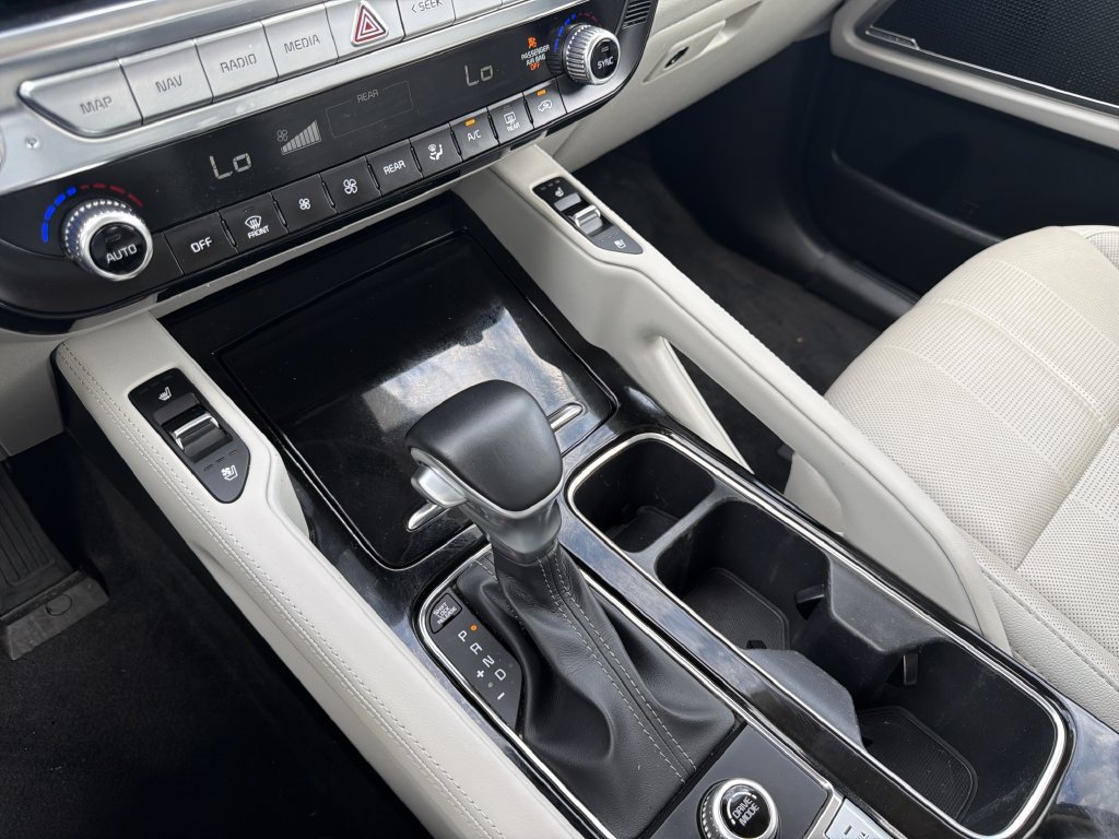 Used 2021 Kia Telluride EX w/ EX Premium Package FWD image 28