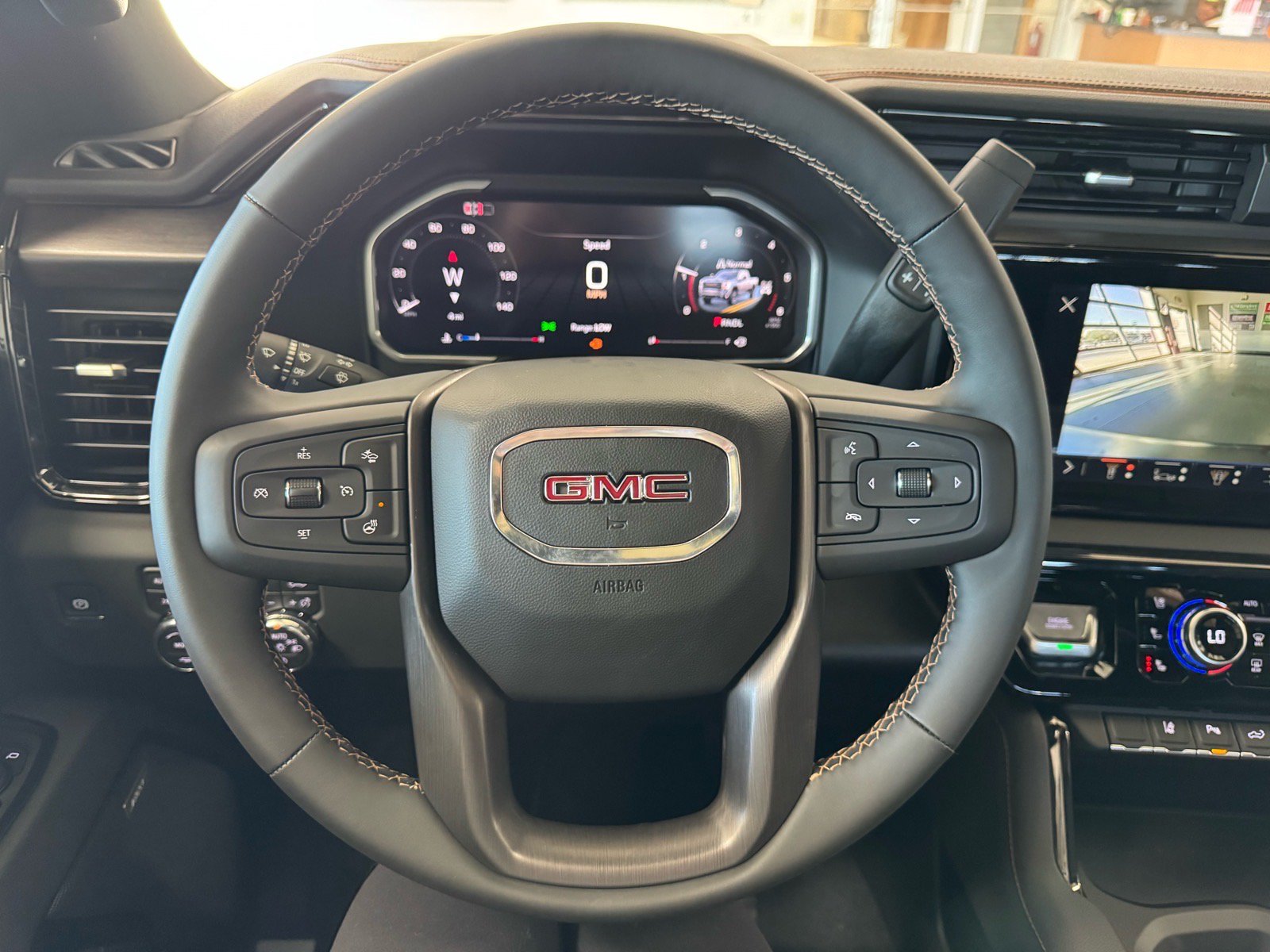 New 2026 GMC Sierra 2500 AT4 w/ AT4 Premium Plus Package AWD/4WD image 28