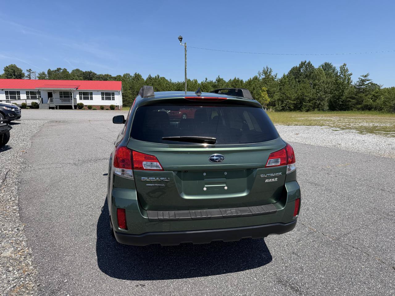 Used 2013 Subaru Outback 2.5i Limited AWD/4WD image 4