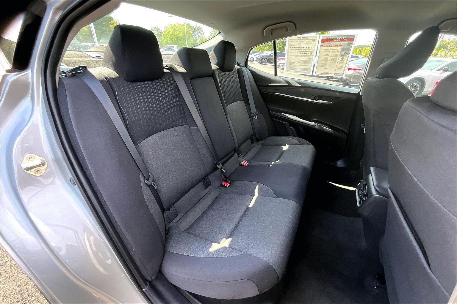 Used 2025 Toyota Camry LE FWD image 25