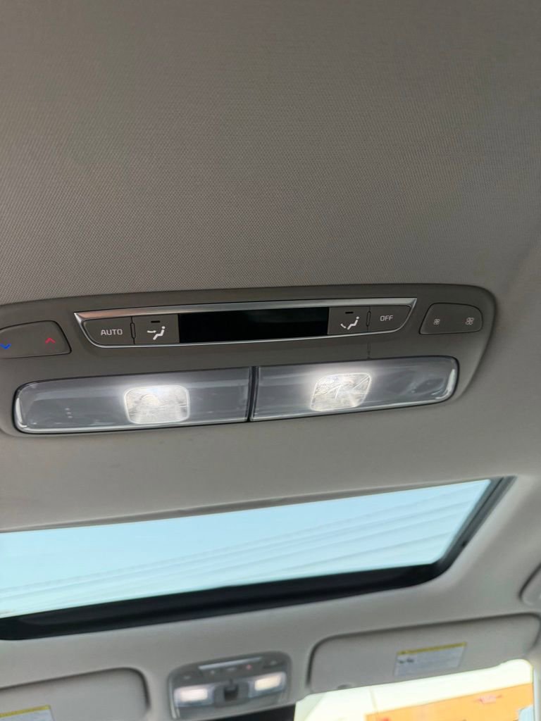 Used 2021 Kia Telluride EX w/ EX Premium Package image 11