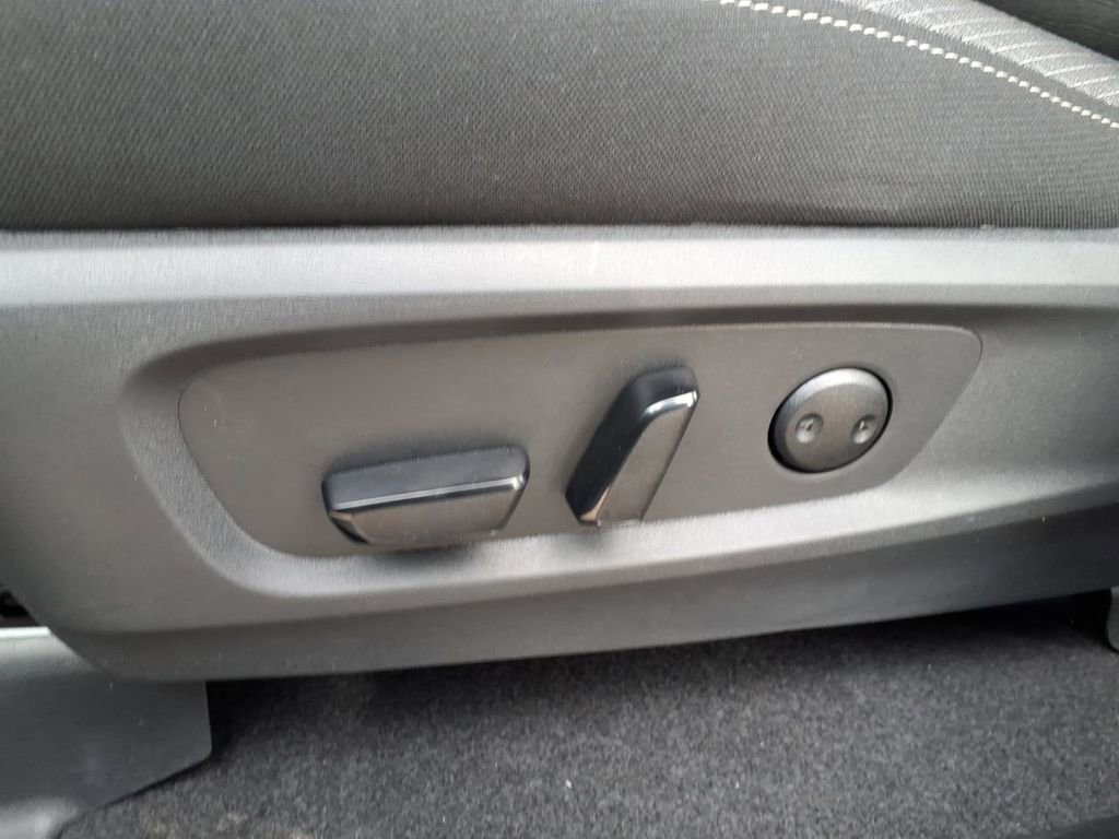 New 2026 Nissan Pathfinder SV image 25