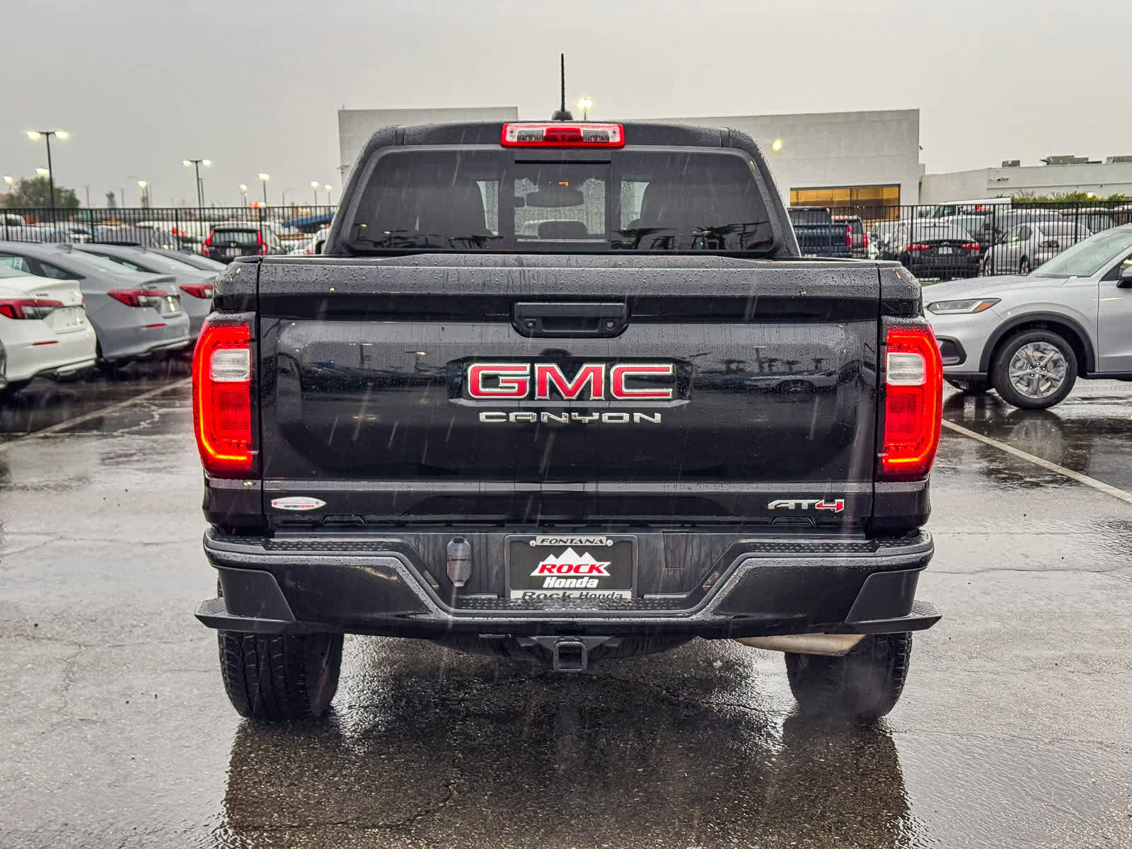 Used 2023 GMC Canyon AT4 image 7