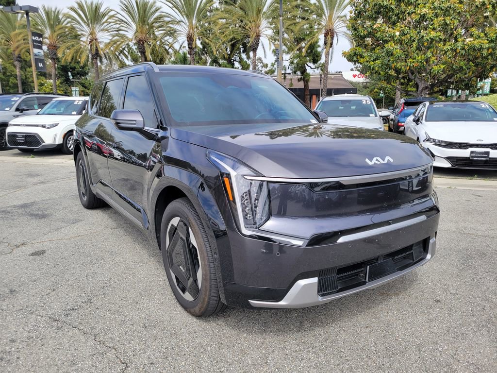 Certified 2024 Kia EV9 Land AWD/4WD image 5
