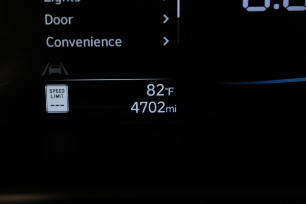 Used 2026 Hyundai Elantra Sport FWD image 28