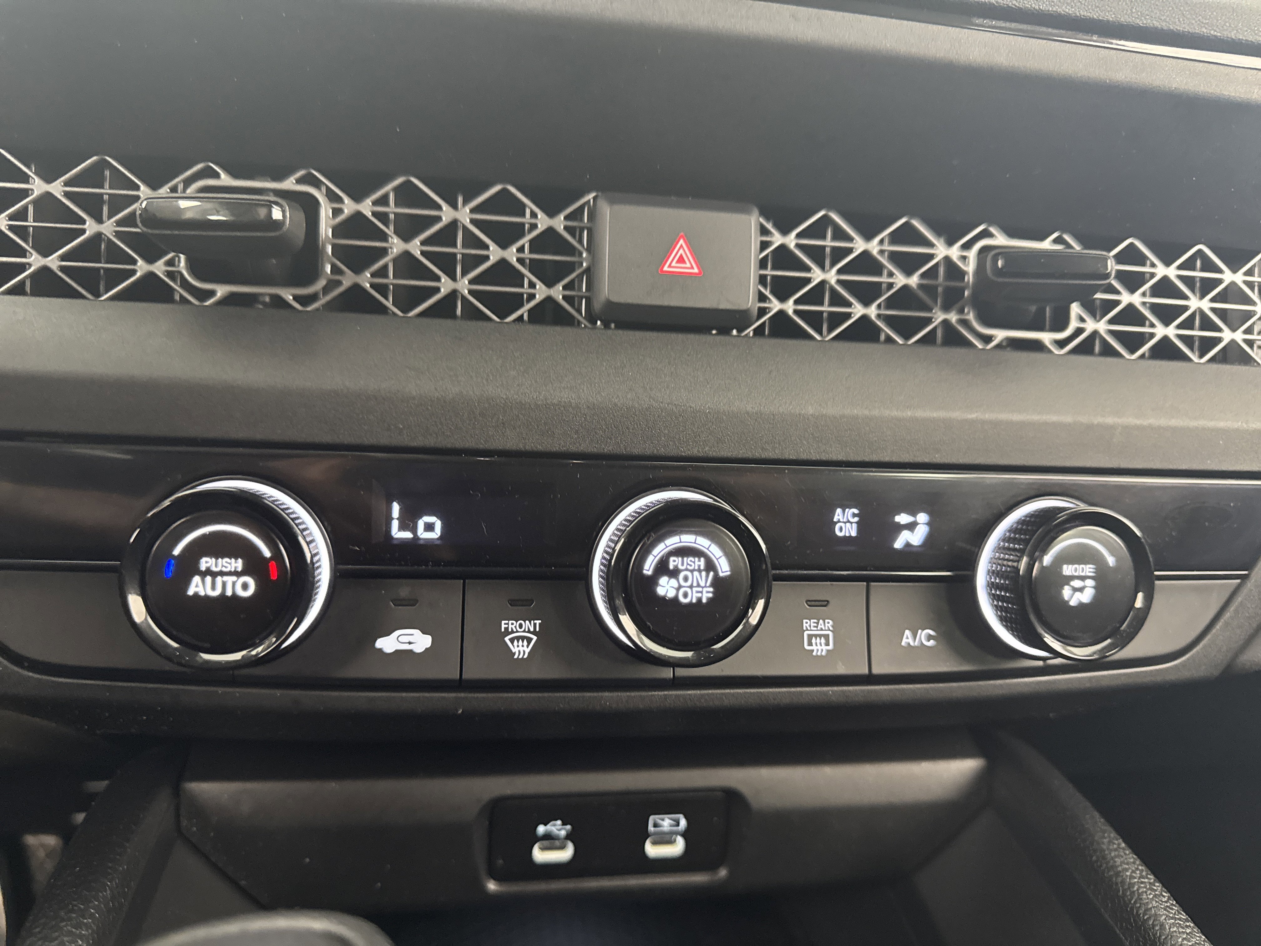 Certified 2024 Honda Accord LX image 29