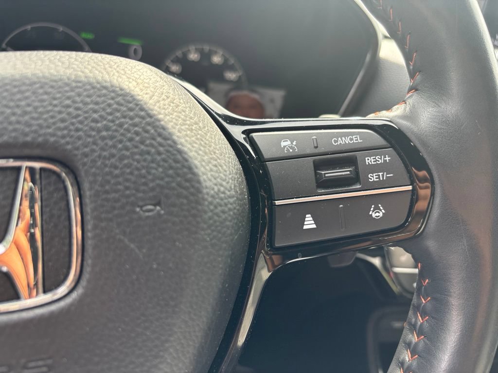 Used 2024 Honda CR-V Sport Touring image 6