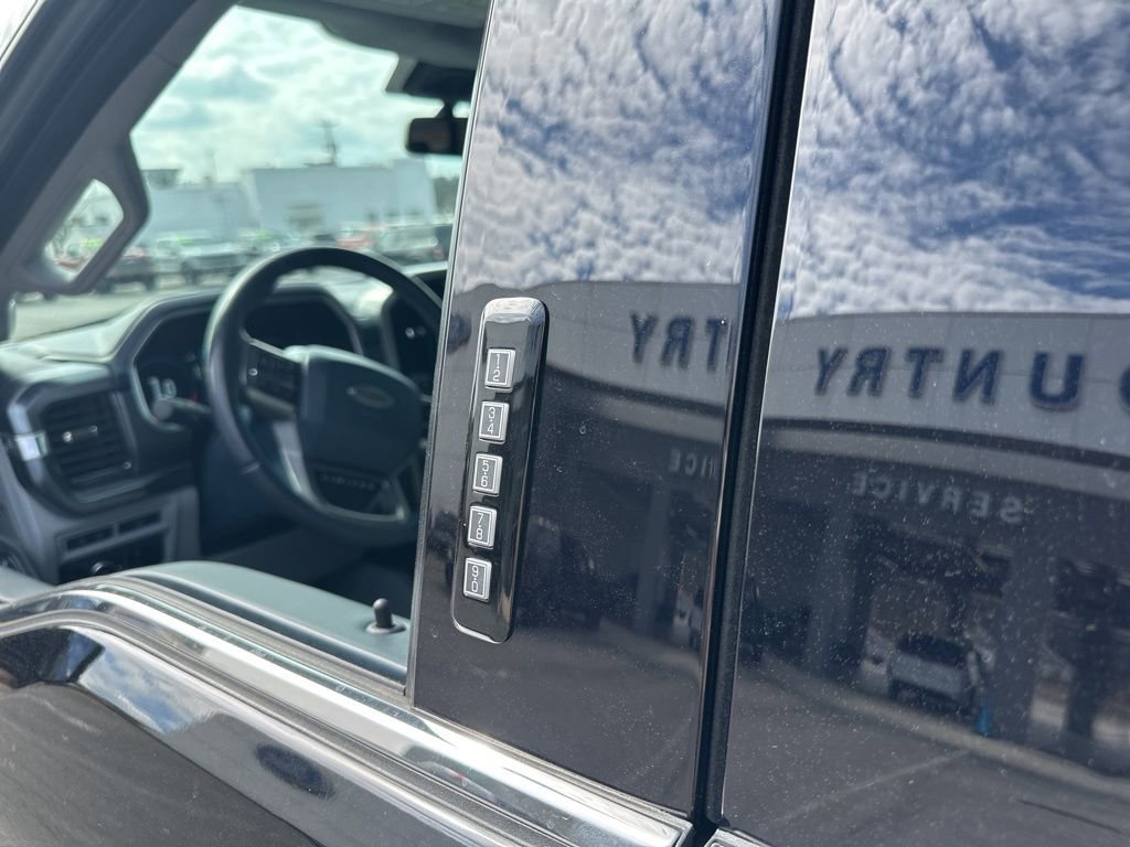 Used 2023 Ford F150 Limited image 11