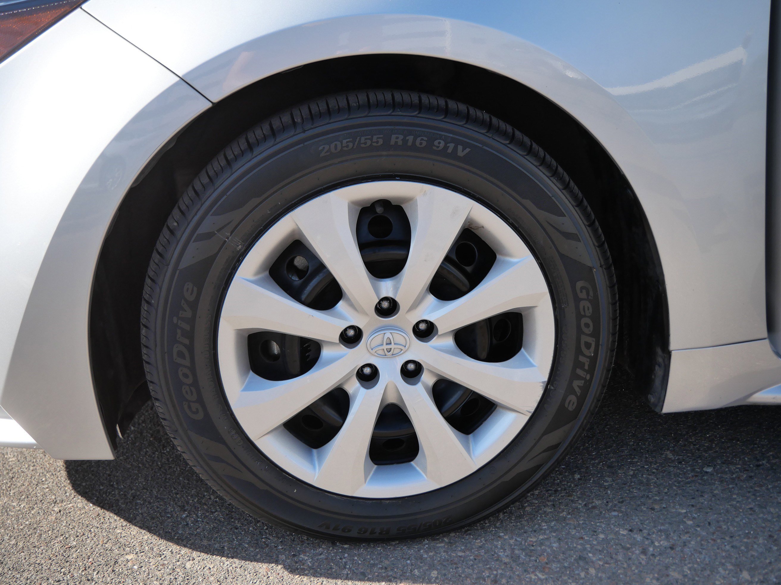 Certified 2024 Toyota Corolla LE FWD image 15