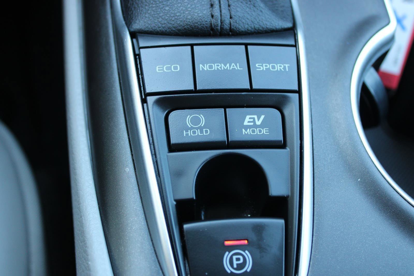 Used 2023 Toyota Camry XLE image 22