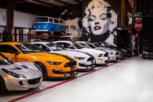 Used 2020 Ford Mustang GT Premium w/ GT Performance Package image 33