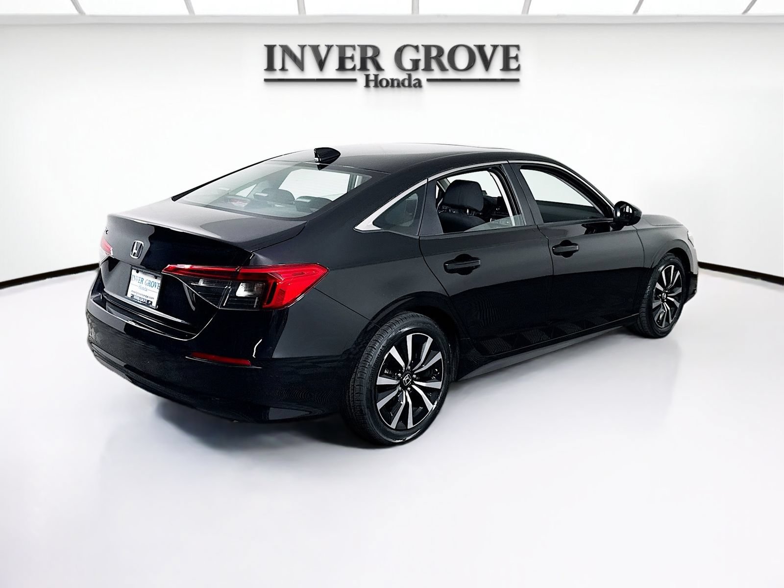 Used 2023 Honda Civic EX image 5