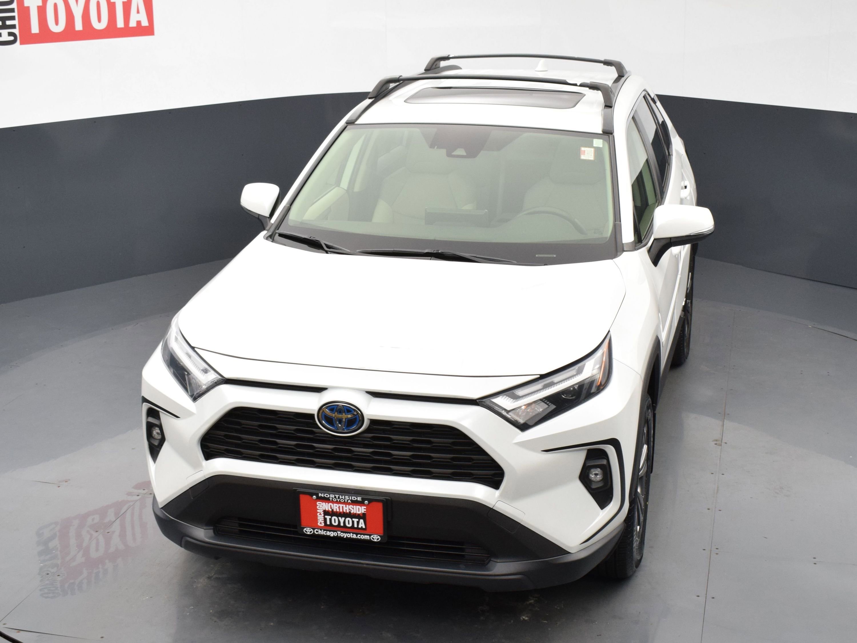 Used 2023 Toyota RAV4 XLE Premium image 26