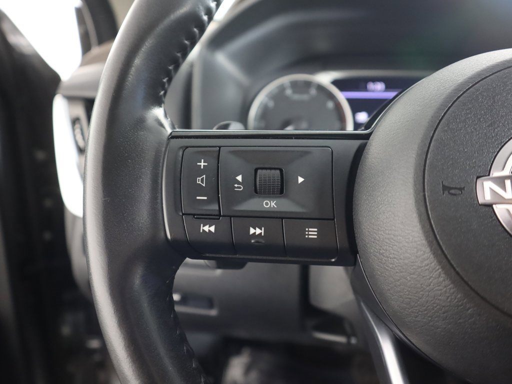 Used 2023 Nissan Rogue SL w/ SL Premium Package image 46