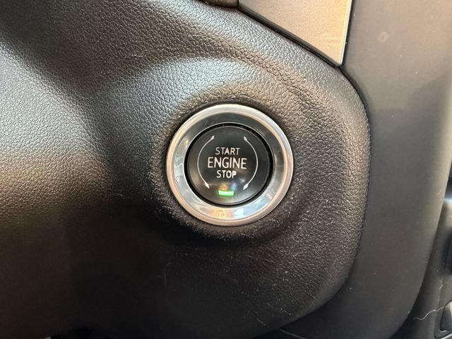 Used 2019 Chevrolet Silverado 1500 LTZ w/ LTZ Plus Package AWD/4WD image 14