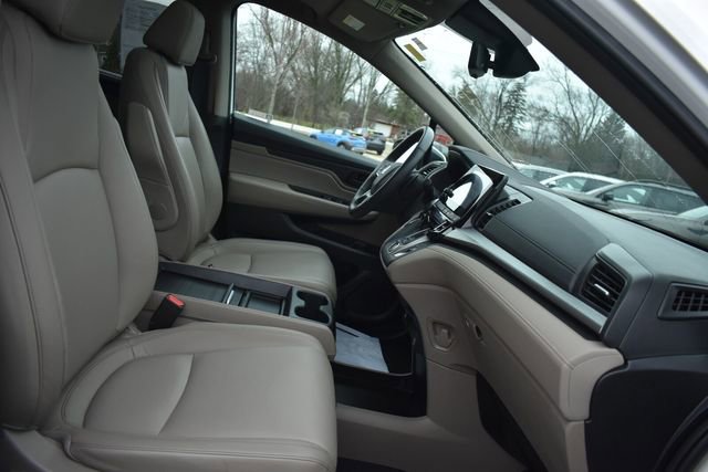 Used 2024 Honda Odyssey EX-L image 13