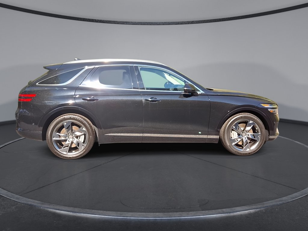 Used 2025 Genesis Electrified GV70 AWD/4WD image 5