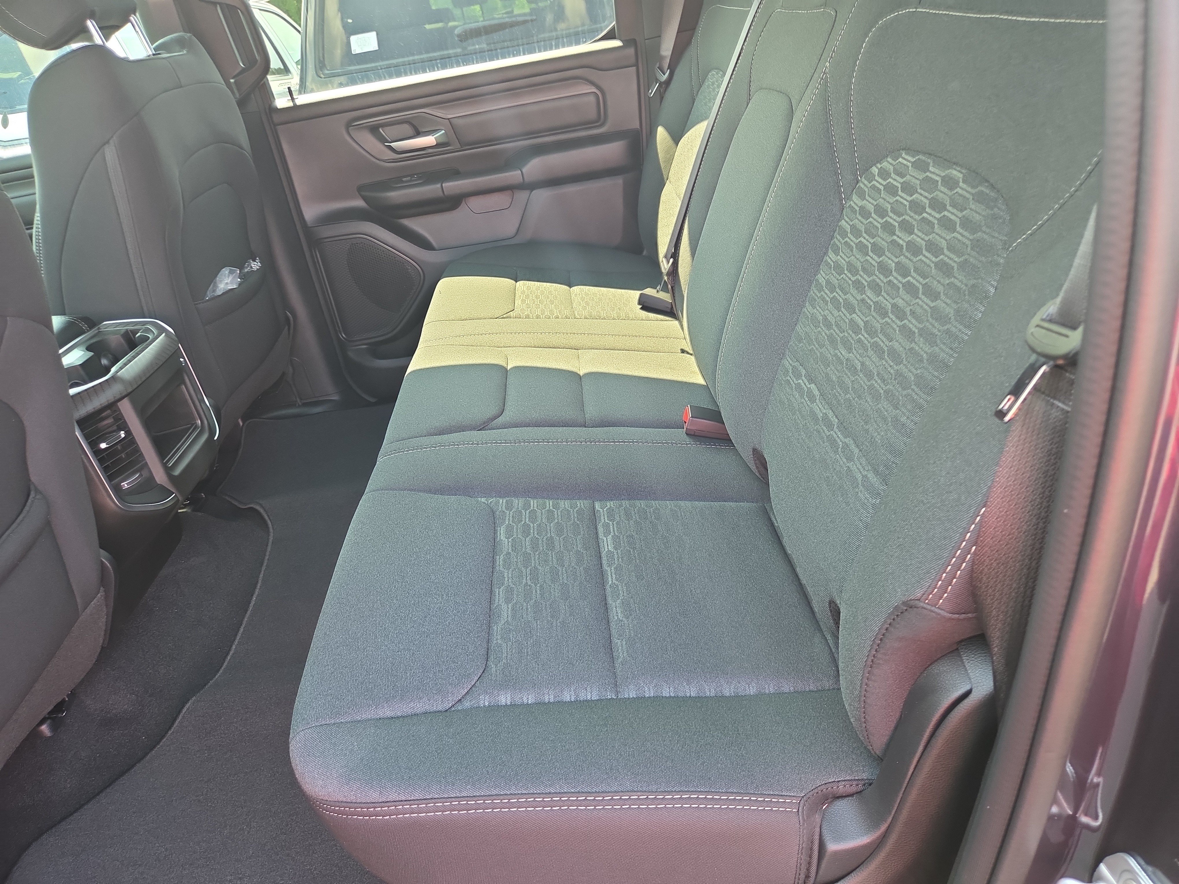 New 2026 RAM 1500 Express AWD/4WD image 6