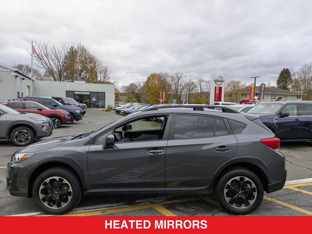 Used 2022 Subaru Crosstrek 2.0i Premium w/ Moonroof Package image 7