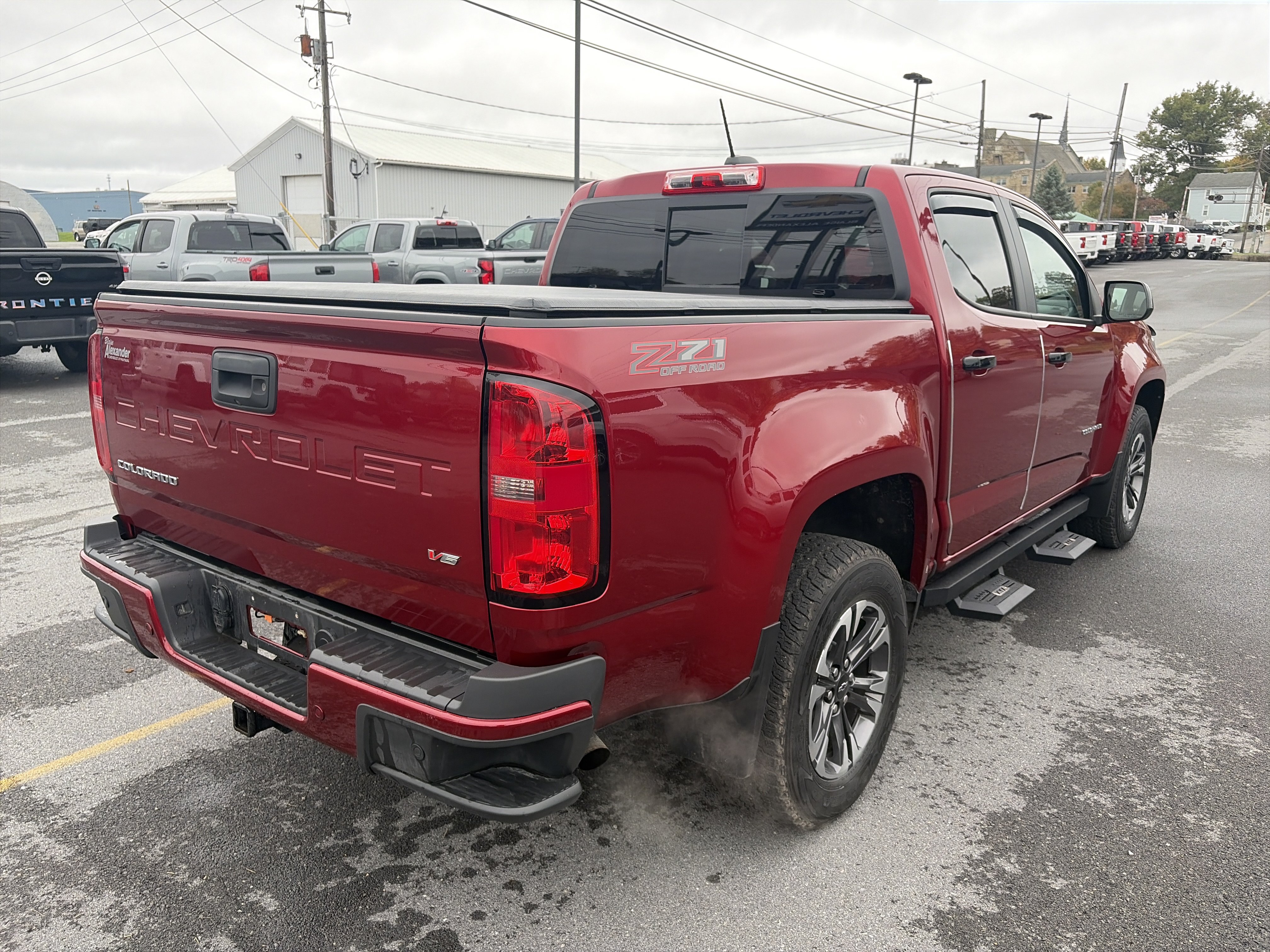 Used 2021 Chevrolet Colorado Z71 AWD/4WD image 9