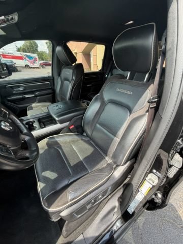 Used 2024 RAM 1500 Laramie AWD/4WD image 17