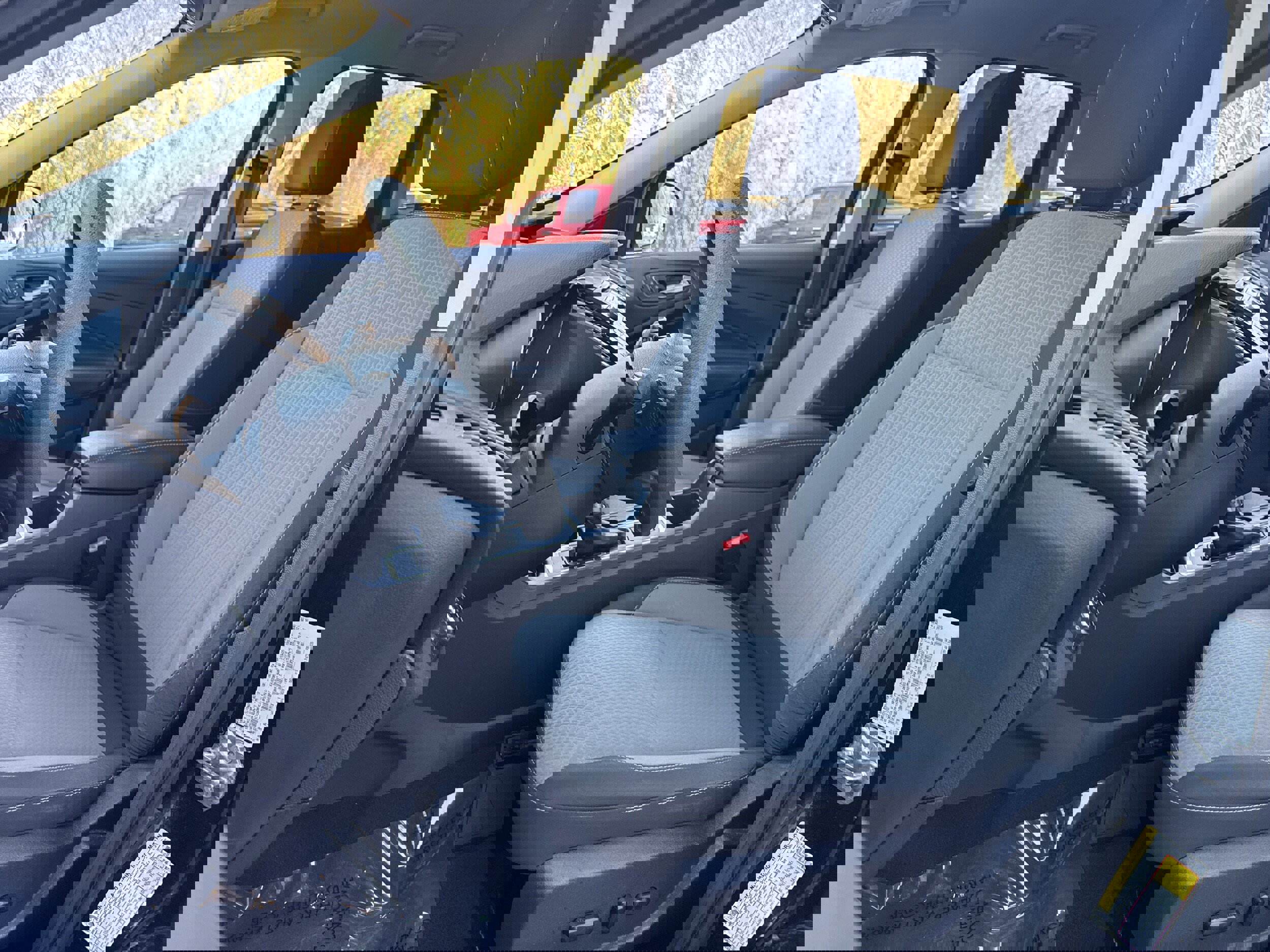 Used 2017 Ford Escape SE image 5