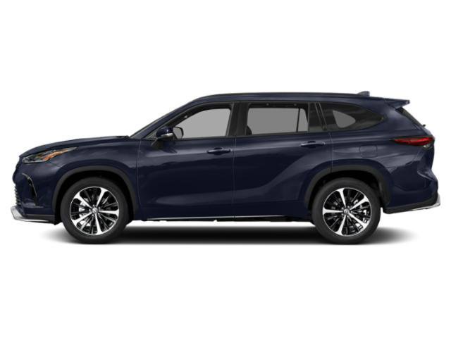 Used 2022 Toyota Highlander XLE AWD/4WD image 4