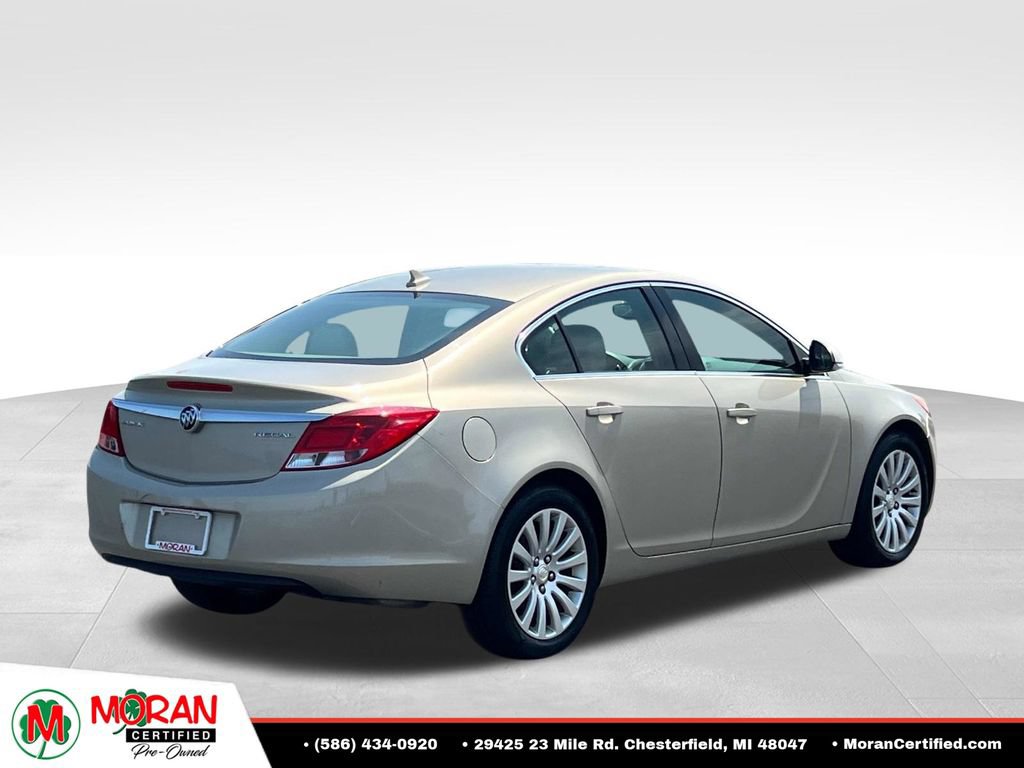 Used 2012 Buick Regal Leather FWD image 5