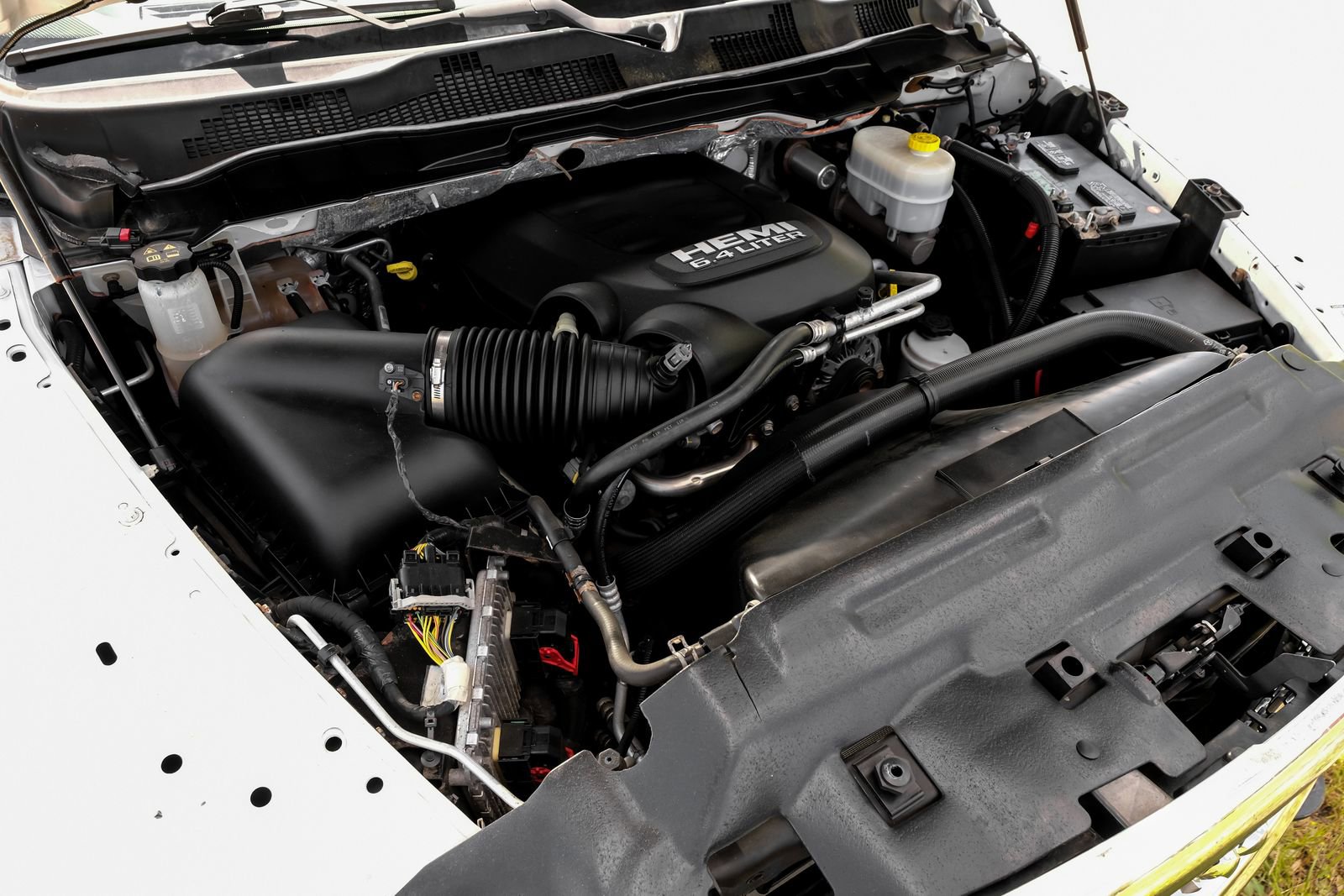 Used 2014 RAM 3500 Laramie image 61