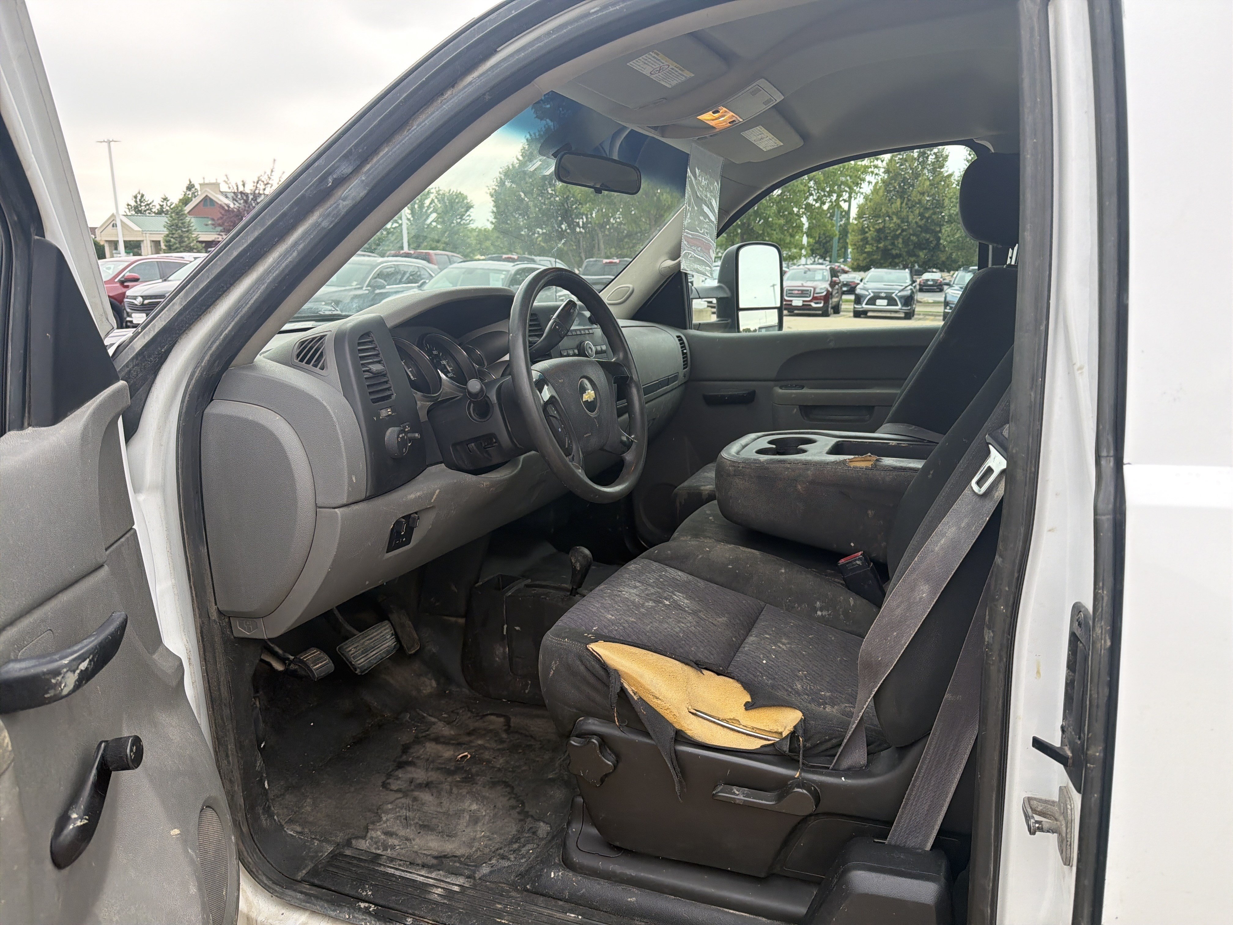 Used 2012 Chevrolet Silverado 2500 W/T AWD/4WD image 9