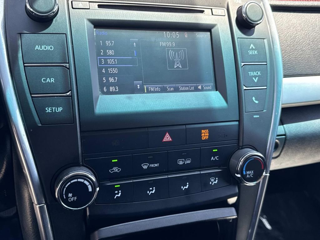 Used 2017 Toyota Camry SE FWD image 25