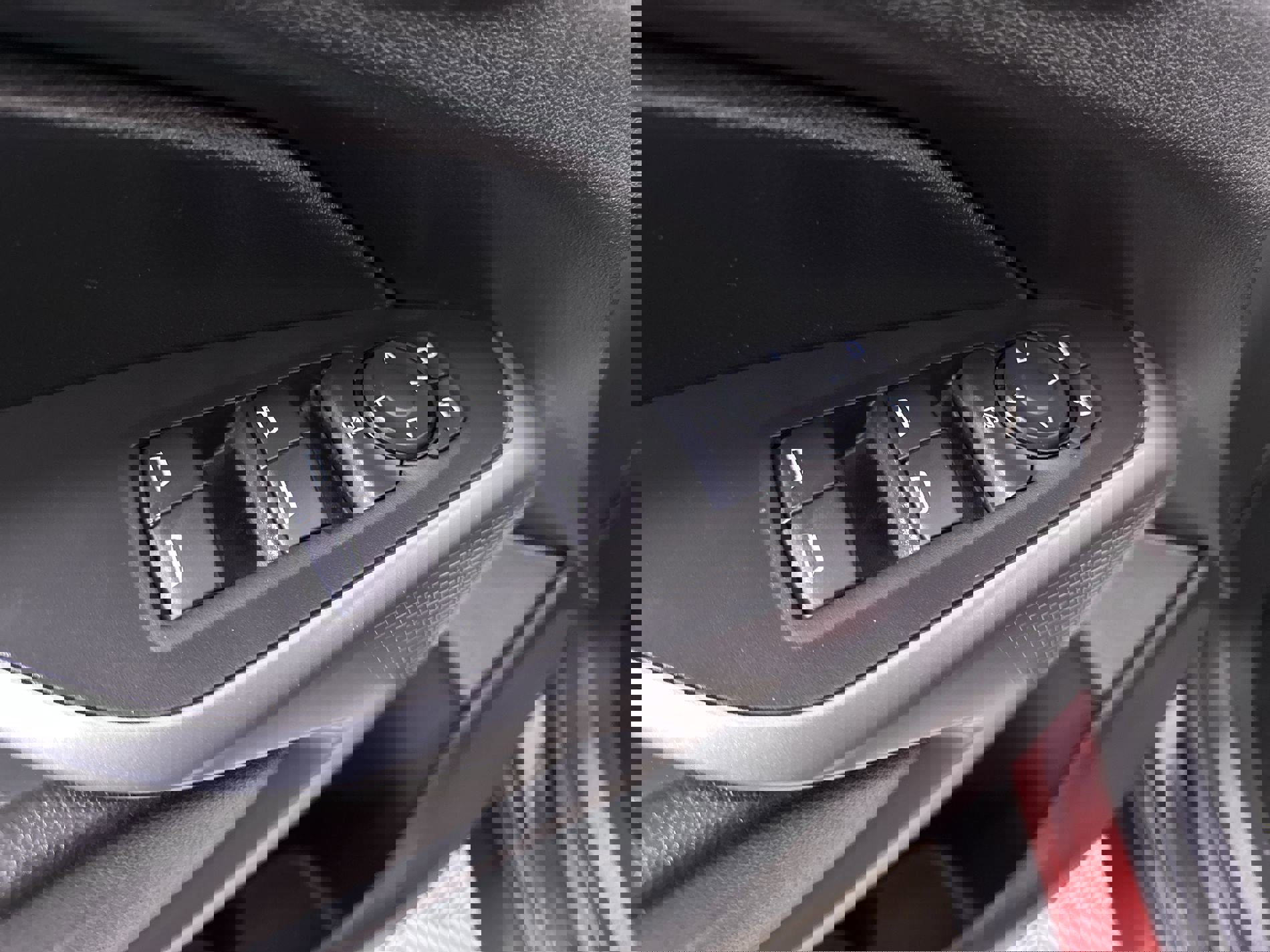 Used 2024 Chevrolet Trax LS image 60