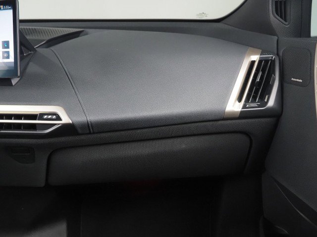 Used 2024 BMW iX xDrive50 w/ Premium Package image 63