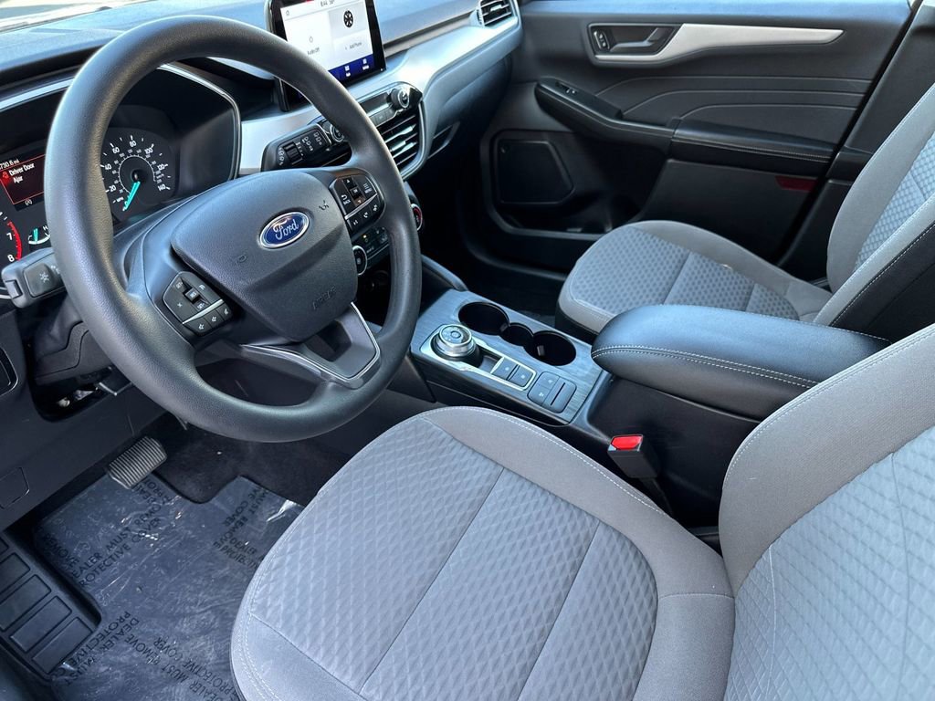 Used 2022 Ford Escape SE FWD image 9
