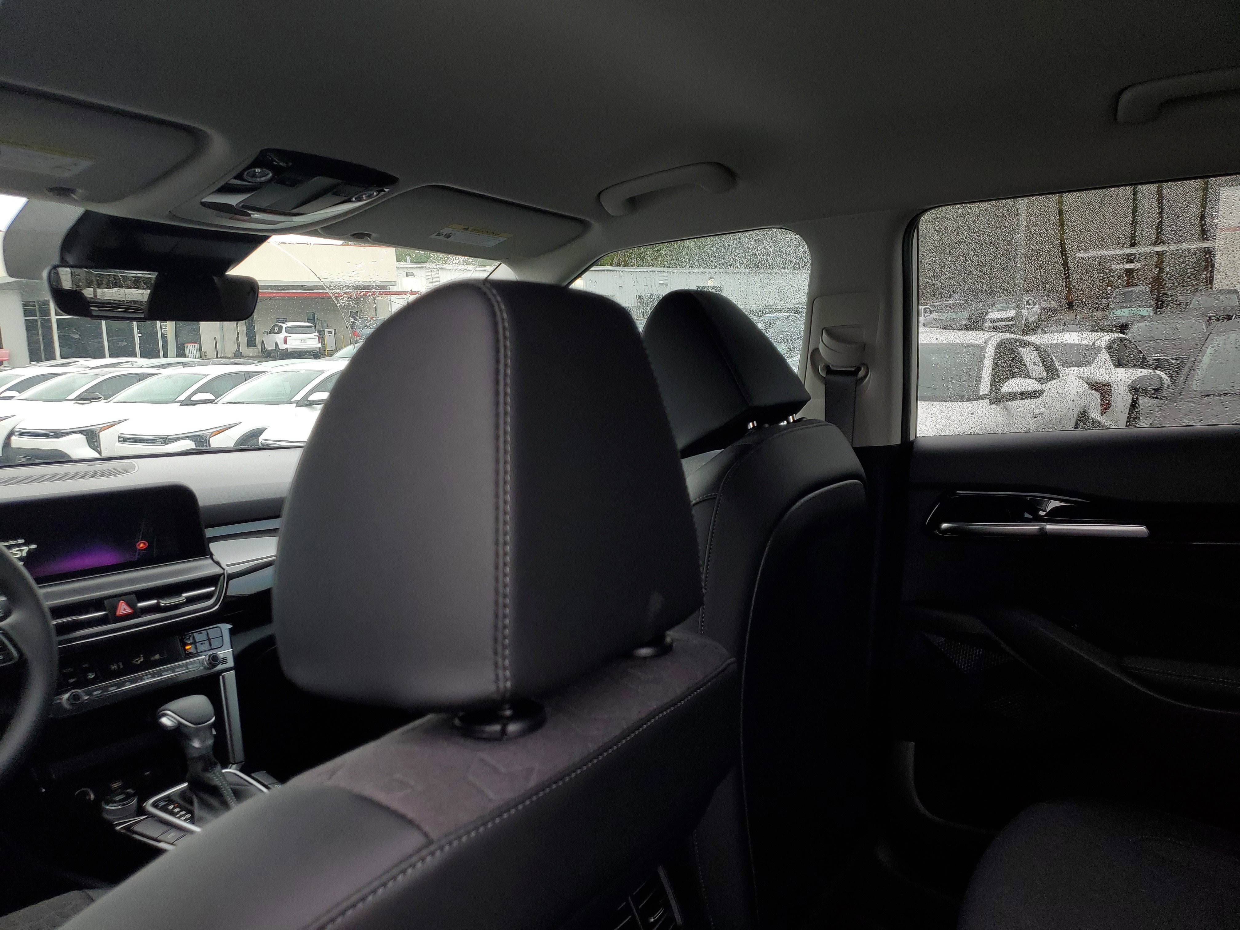 New 2026 Kia Seltos S FWD image 11