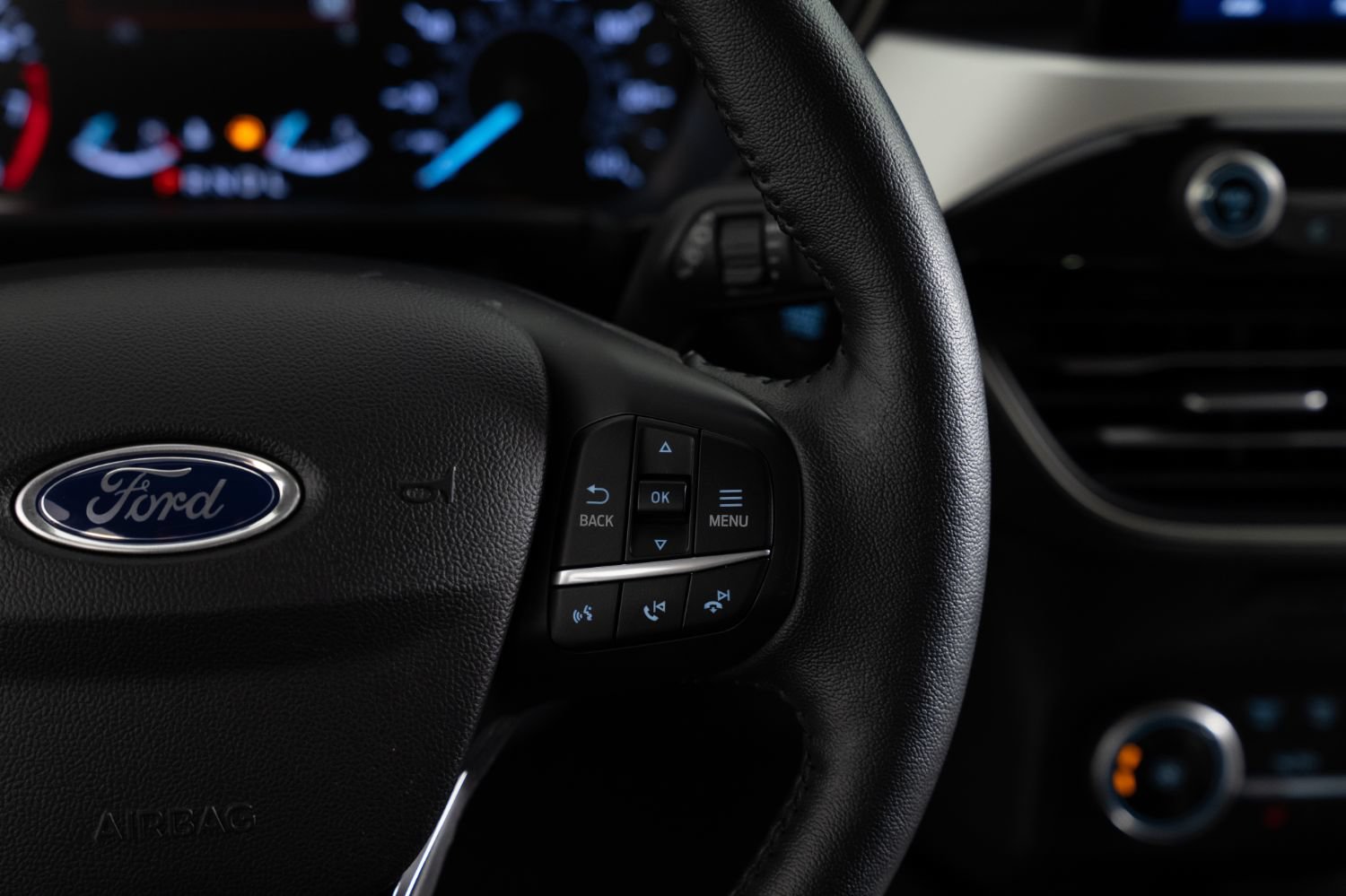 Used 2020 Ford Escape SEL AWD/4WD image 31