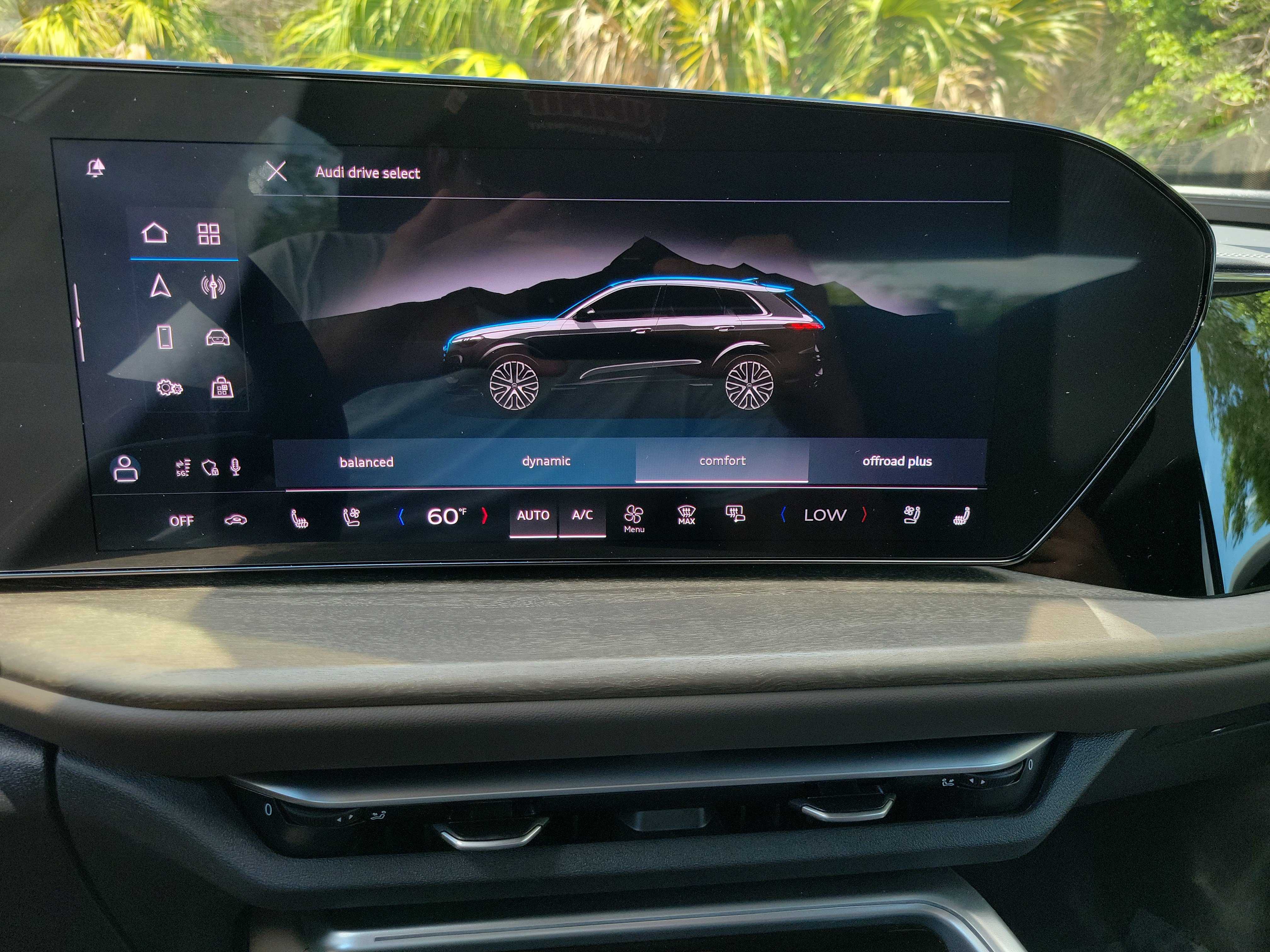 Certified 2025 Audi Q5 Premium Plus w/ Premium Plus AWD/4WD image 19