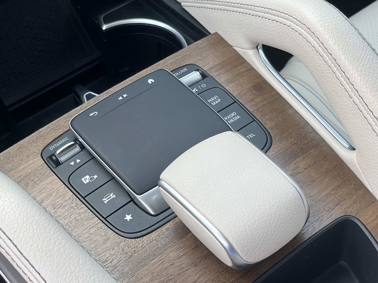 Certified 2024 Mercedes-Benz GLE 350 4MATIC image 38