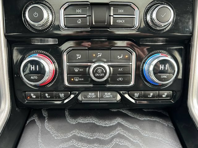 Used 2023 GMC Yukon XL Denali AWD/4WD image 23